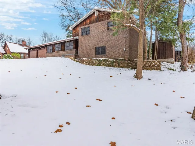 $236,900 | 226 South 9th Street, East Alton, IL 62024