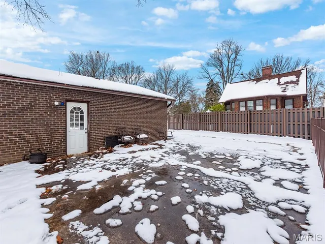 $236,900 | 226 South 9th Street, East Alton, IL 62024