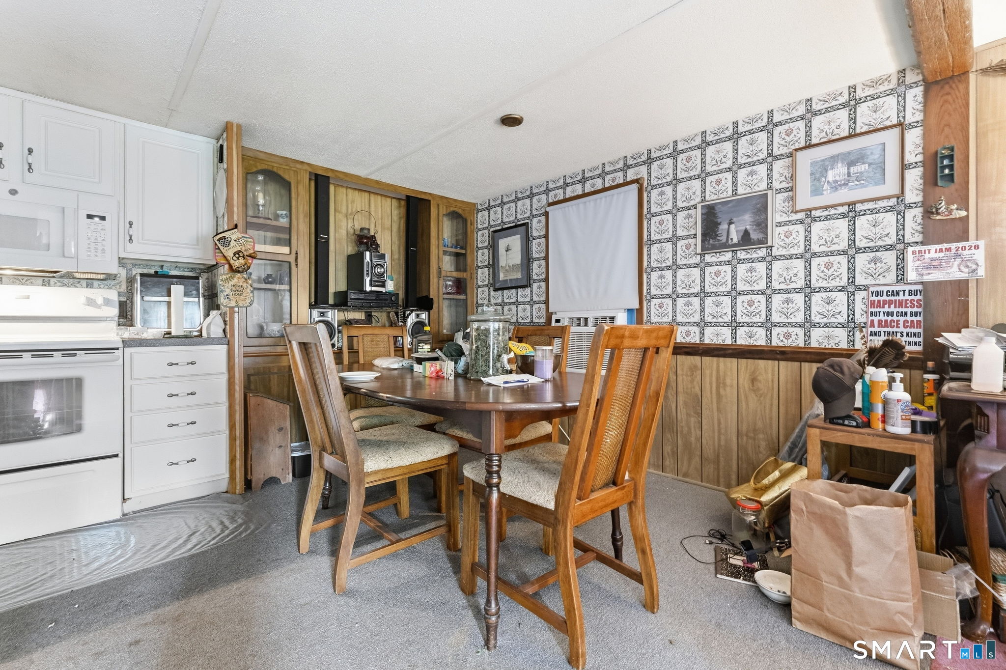17 Cardinal Road Colchester, CT 06415 - Photo 9 of 26 Gallery Image 9