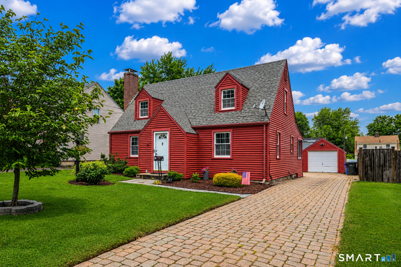 37 Chamberlain Road Wethersfield, CT 06109 - Photo 1 of 27 Welcome to 37 Chamberlain Rd
