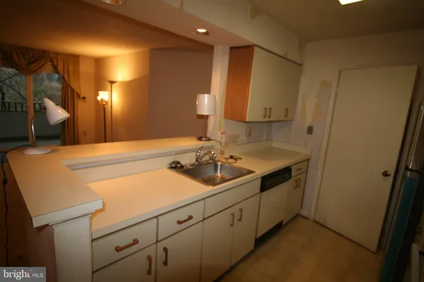 $319,000 | 7718 Lafayette Forest Drive, Unit 24, Annandale, VA 22003