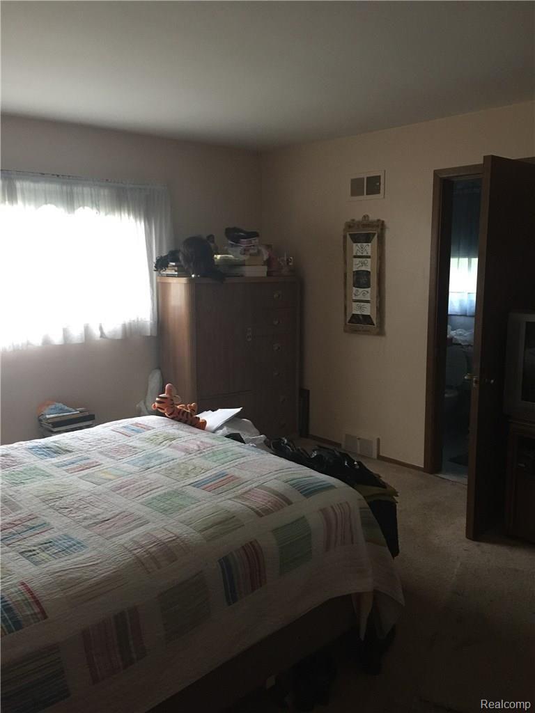 20955 Harvard Road Southfield, MI 48076 - Photo 16 of 16 harvard mbr.jpg