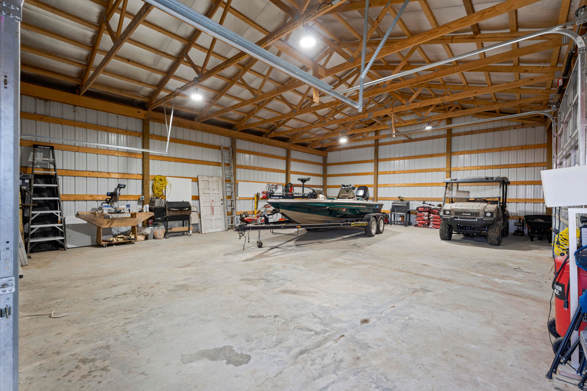 439990 East 180 Road Bluejacket, OK 74333 - Photo 34 of 46 Shop