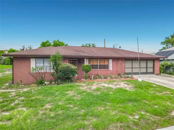 $215,000 | 926 Vicksburg Street, Deltona, FL 32725