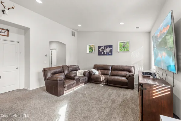 $649,900 | 26 Discovery Way, Sagle, ID 83860