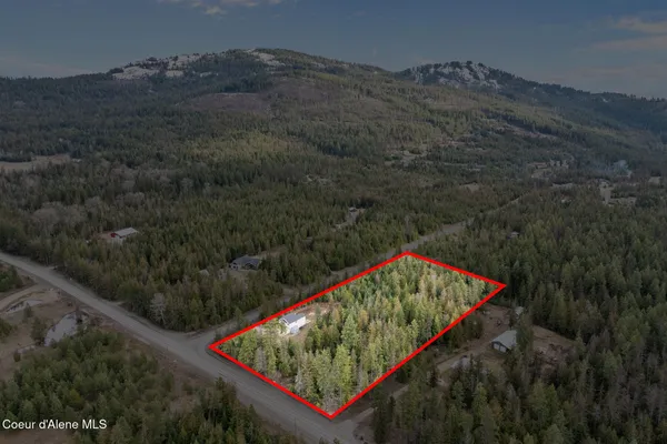 $649,900 | 26 Discovery Way, Sagle, ID 83860