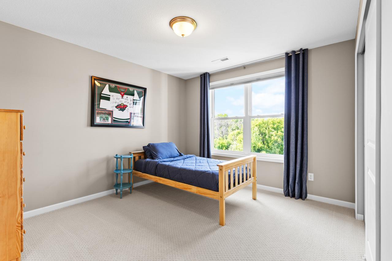 16920 Reeder Ridge Eden Prairie, MN 55347 - Photo 45 of 74 Gallery Image 45