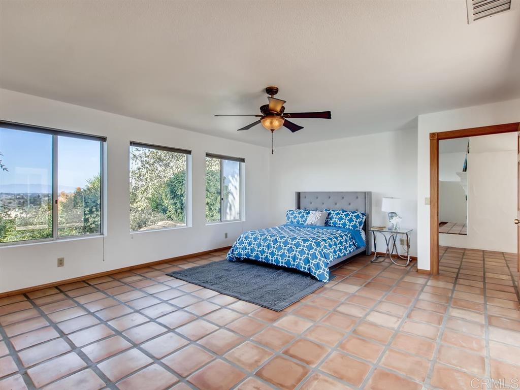 3786 Foxglove Lane Fallbrook, CA 92028 - Photo 13 of 25