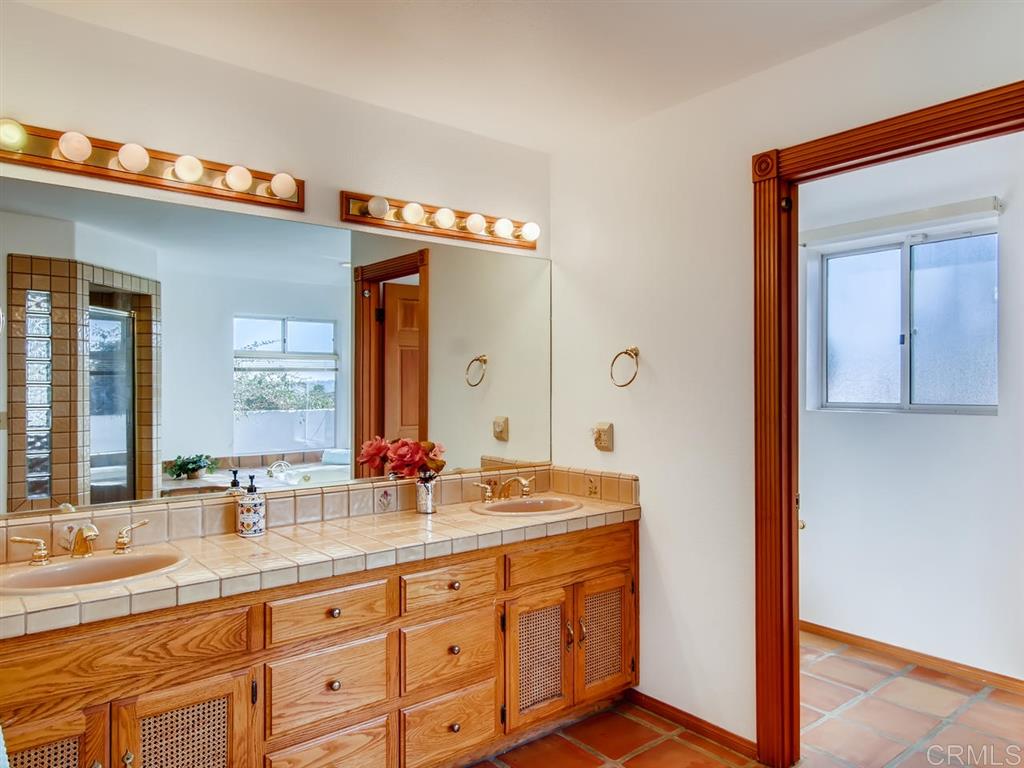 3786 Foxglove Lane Fallbrook, CA 92028 - Photo 16 of 25