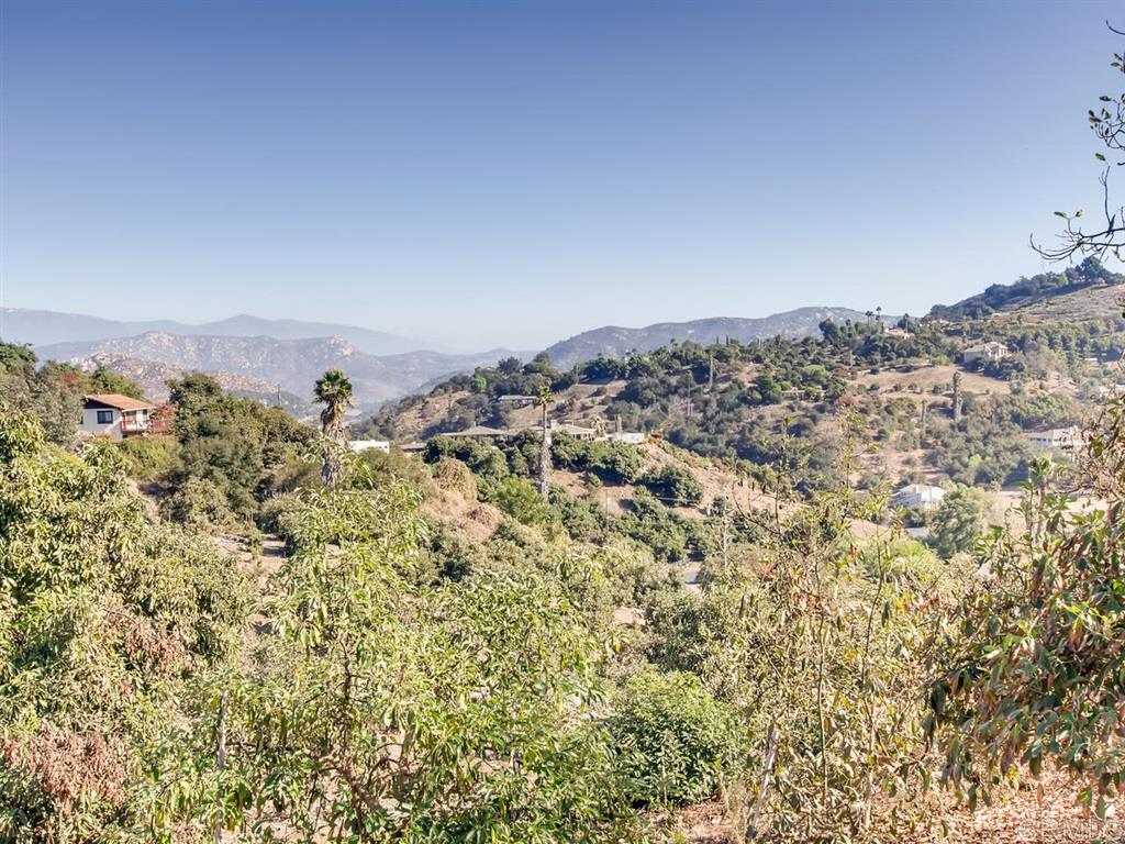 3786 Foxglove Lane Fallbrook, CA 92028 - Photo 24 of 25