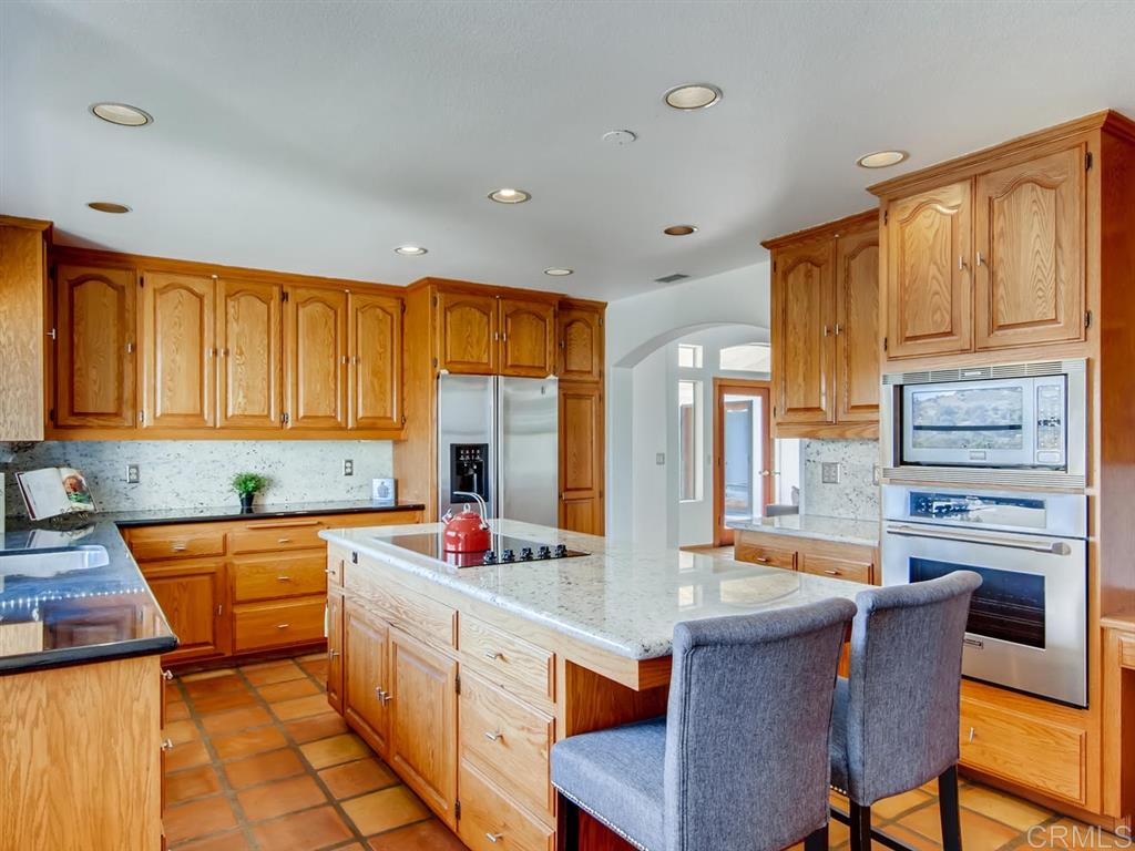 3786 Foxglove Lane Fallbrook, CA 92028 - Photo 8 of 25