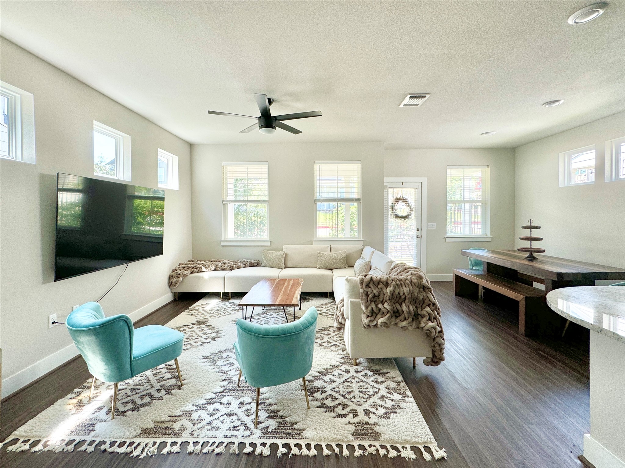 7103 Silver Star Lane, Unit 60 Austin, TX 78744 - Photo 3 of 23