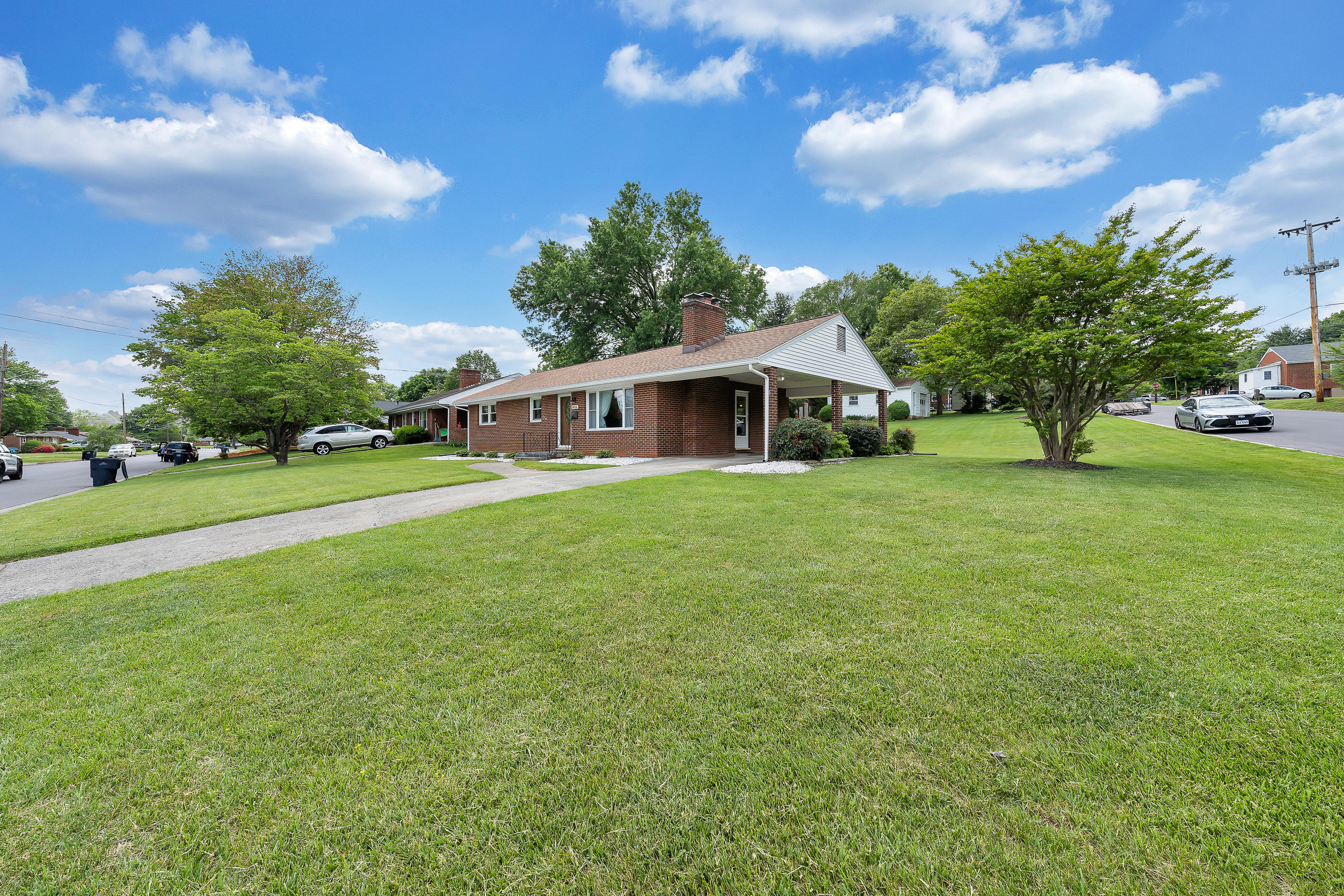 4616 Florist Road Roanoke, VA 24012 - Photo 27 of 35 Rapid Imagery-328