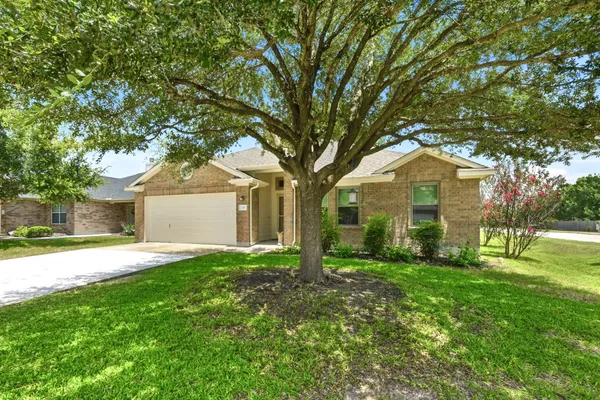 $310,000 | 200 Gainer Drive, Hutto, TX 78634
