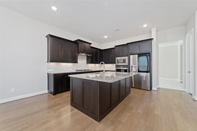 $569,900 | 28213 Briarwood Pass, Spring, TX 77386