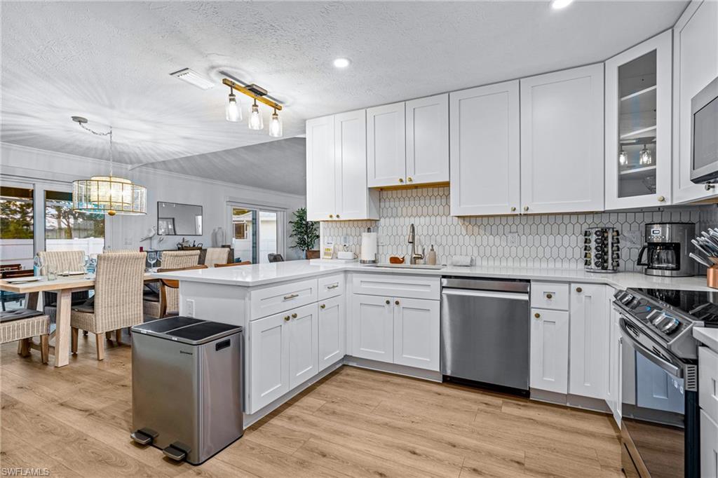 1513 Bermuda Road Marco Island, FL 34145 - Photo 13 of 49