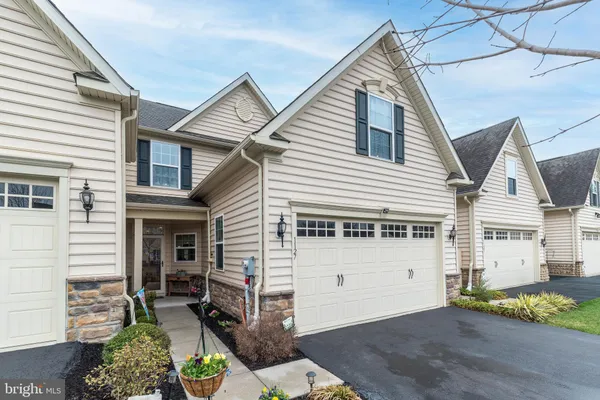 $420,000 | 1127 Arbour Lane, Quakertown, PA 18951