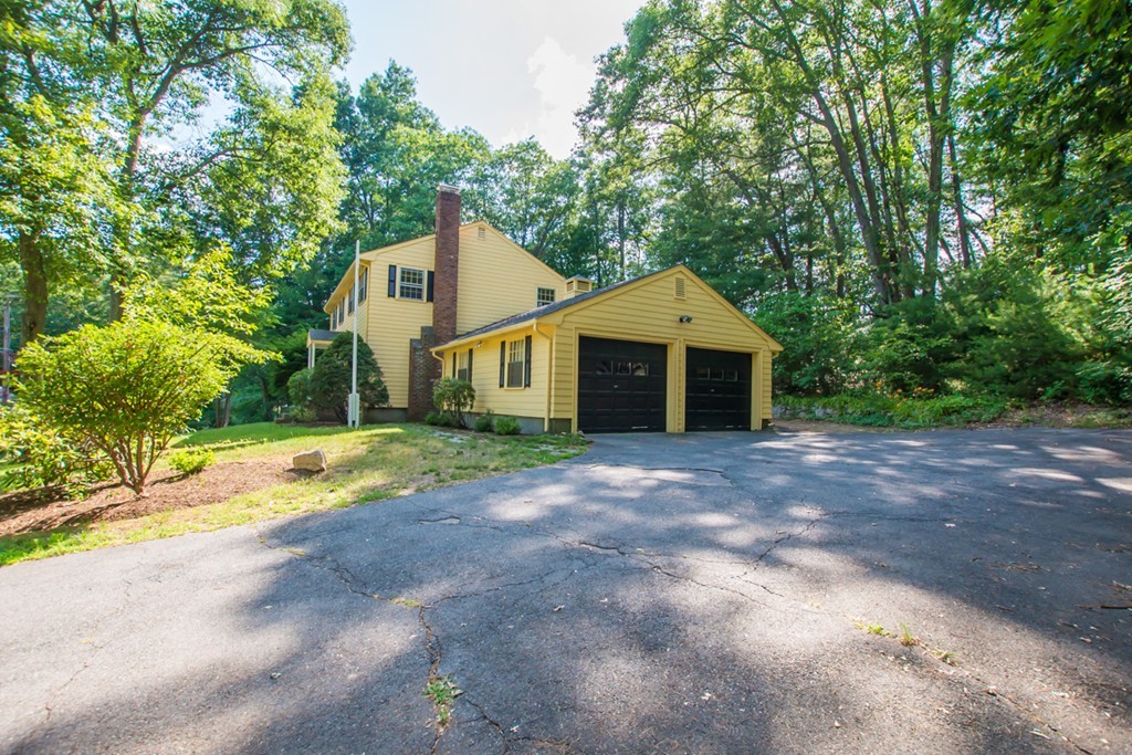 28 Hillcrest Road Medfield, MA 02052 - Photo 14 of 16 Gallery Image 14