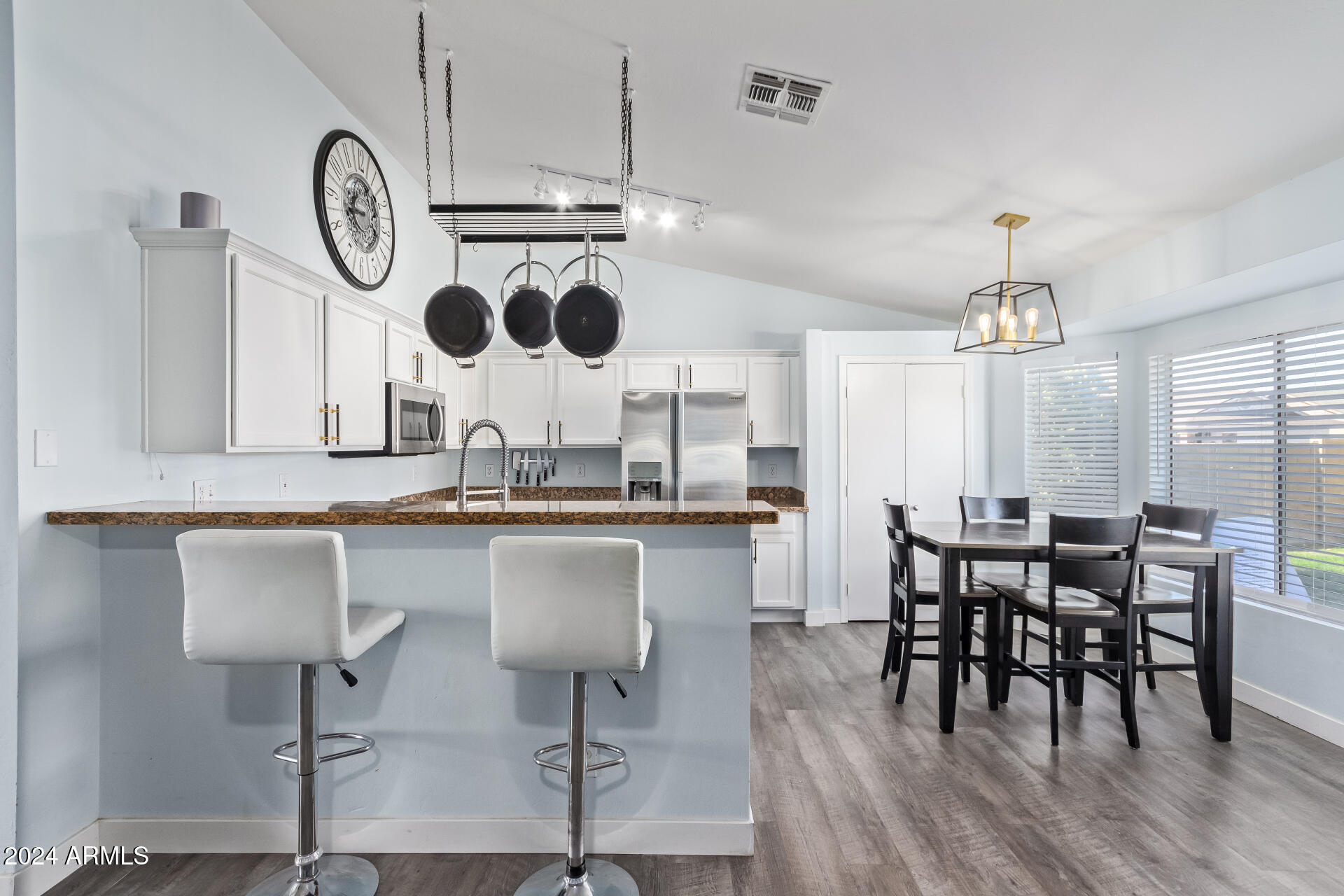 2028 East Devon Road Gilbert, AZ 85296 - Photo 12 of 59 Breakfast Bar