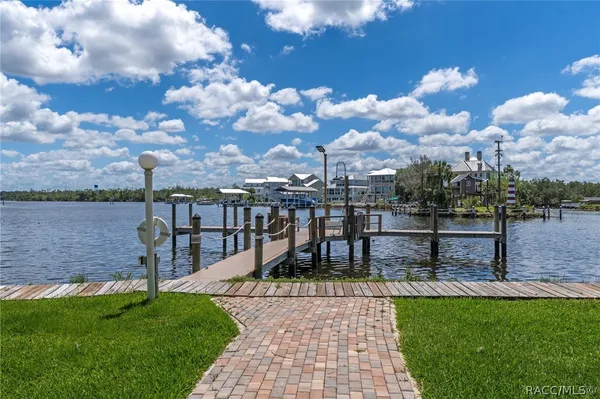 $275,000 | 5215 South Swiftwater Way, Unit 3, Homosassa, FL 34448