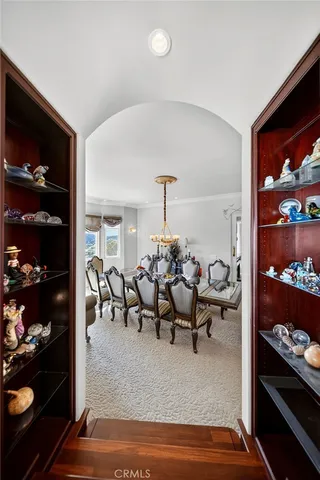 a view of an house with swimming pool