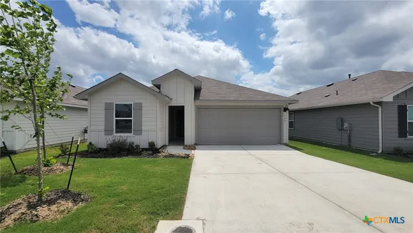 $1,900 | 364 Deborah Drive, New Braunfels, TX 78130