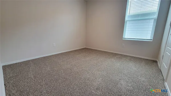 $1,900 | 364 Deborah Drive, New Braunfels, TX 78130