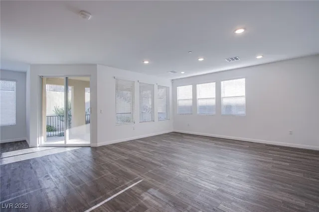 $2,650 | 2555 Hampton Road, Unit 4109, Henderson, NV 89052