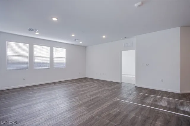 $2,650 | 2555 Hampton Road, Unit 4109, Henderson, NV 89052