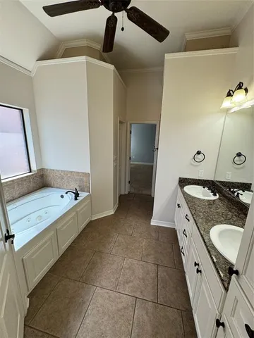 $2,050 | 513 Falling Water Circle, Bossier City, LA 71112