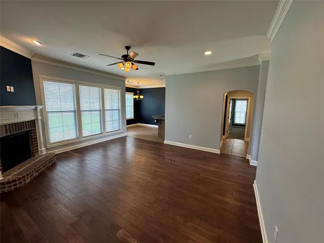 $2,050 | 513 Falling Water Circle, Bossier City, LA 71112