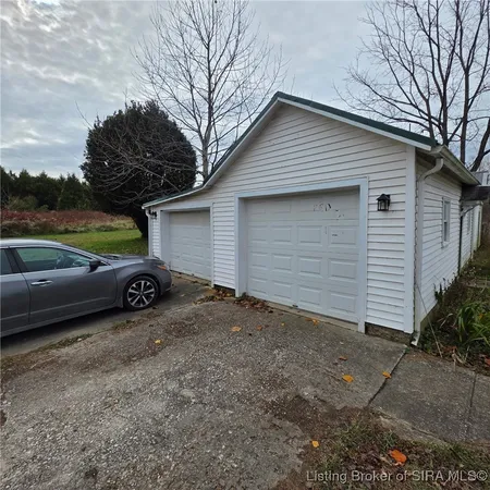 $130,000 | 615 South Court Avenue, English, IN 47118