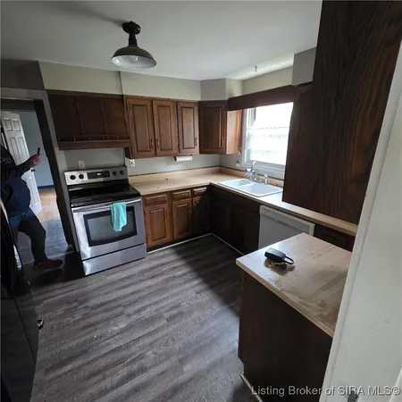 $130,000 | 615 South Court Avenue, English, IN 47118