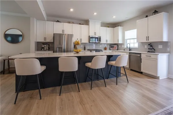 $439,900 | 225 Chital Lane, Cranberry Township, PA 16066