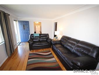 111 West 5th Street Roxana, IL 62084 - Photo 2 of 24