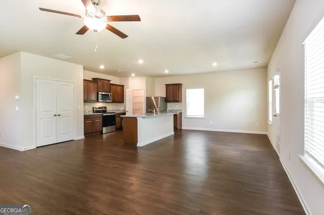 $2,148 | 138 Innis Brk Circle, Cartersville, GA 30120