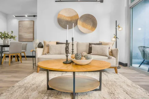 $489,900 | 425 West Beech Street, Unit 1452, San Diego, CA 92101