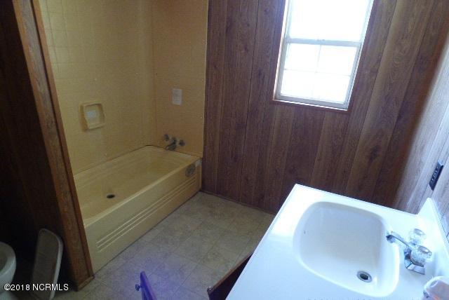 202 Bob Kennedy Road Beulaville, NC 28518 - Photo 8 of 18 P1070210