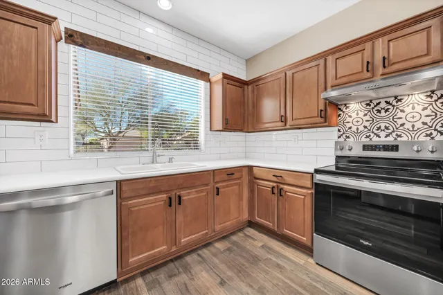 $2,400 | 1834 West Owens Way, Anthem, AZ 85086