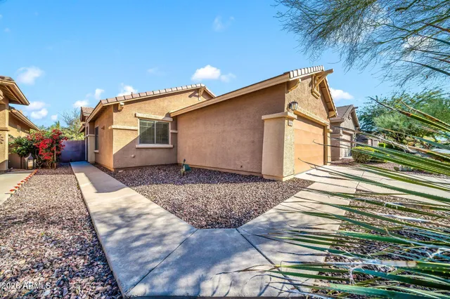 $2,400 | 1834 West Owens Way, Anthem, AZ 85086