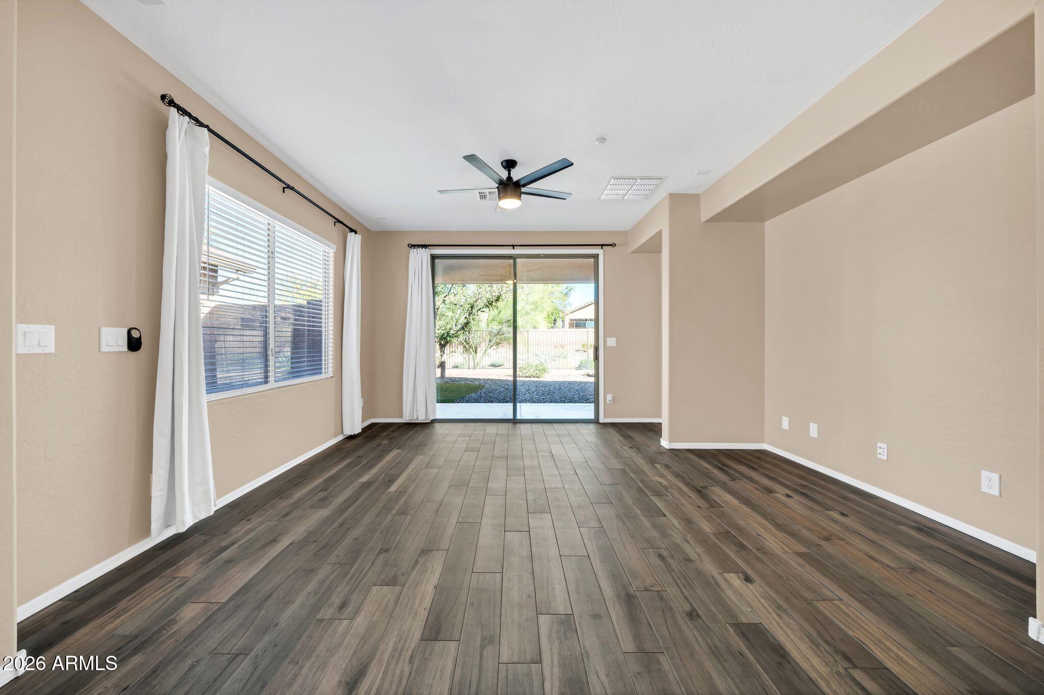 1834 West Owens Way Anthem, AZ 85086 - Photo 6 of 51 6 Living Area- 1834 W Owens Way