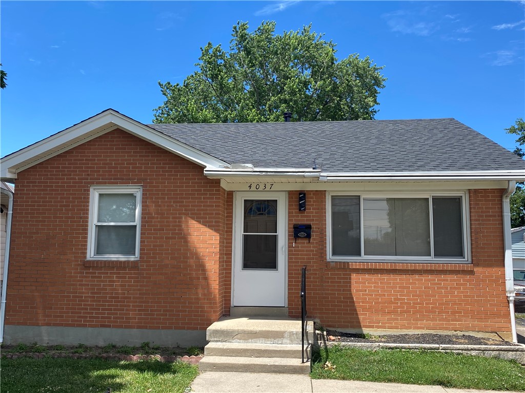 4037 Reading Road Dayton, OH 45420 - Photo 2 of 36