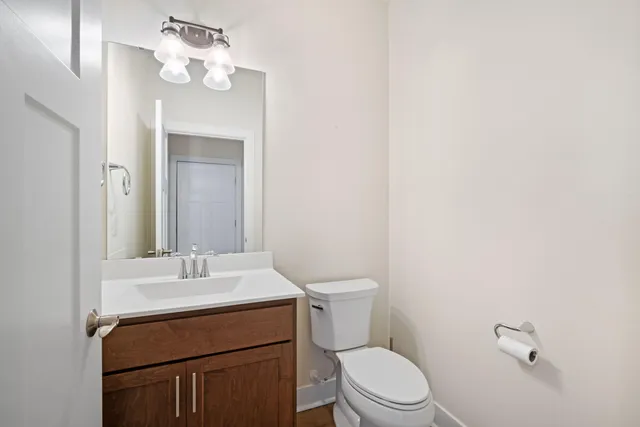 $669,900 | 155 Mulberry Lane, Grafton, WI 53024