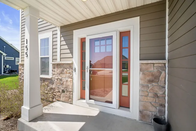 $669,900 | 155 Mulberry Lane, Grafton, WI 53024