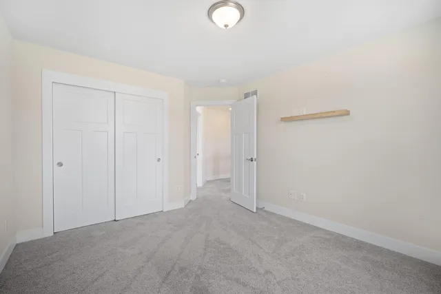 $669,900 | 155 Mulberry Lane, Grafton, WI 53024