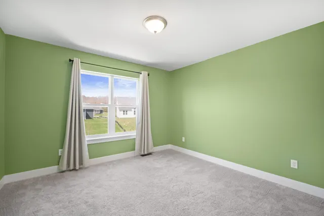 $669,900 | 155 Mulberry Lane, Grafton, WI 53024