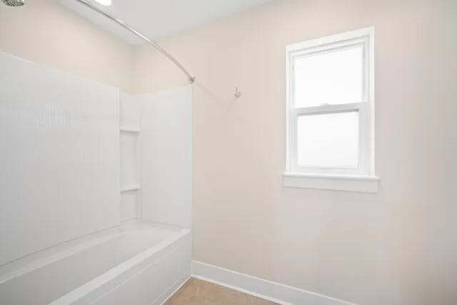 $669,900 | 155 Mulberry Lane, Grafton, WI 53024