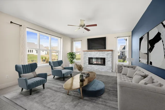 $669,900 | 155 Mulberry Lane, Grafton, WI 53024