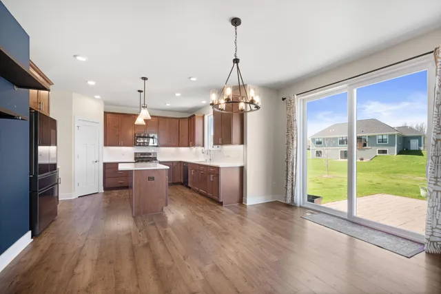 $669,900 | 155 Mulberry Lane, Grafton, WI 53024