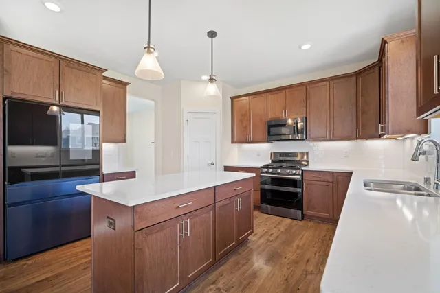 $669,900 | 155 Mulberry Lane, Grafton, WI 53024